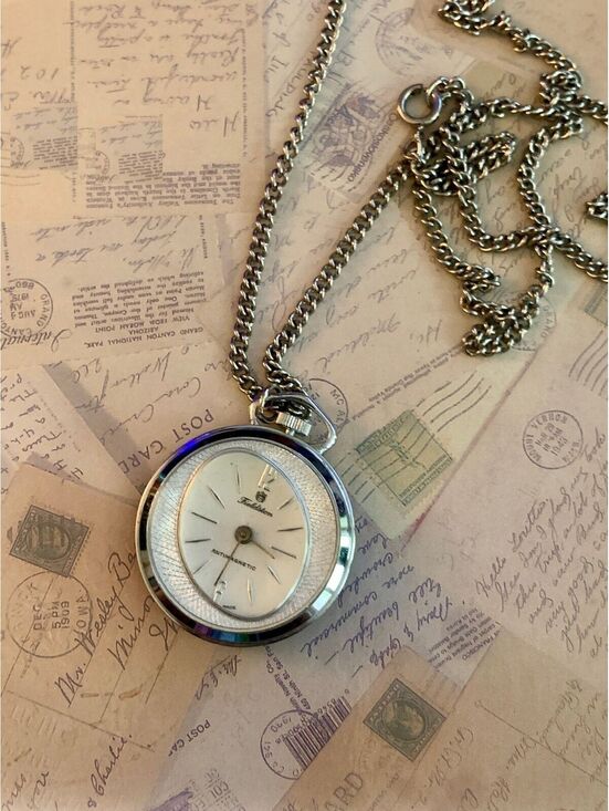 Other - Vintage Kademan Elegant Silver Pocket Watch Necklace with Intricate Design